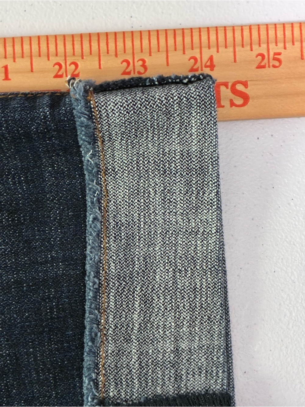KUT from the Kloth Amy Cropped Straight Leg Women’s Cuffed Jeans Size 2 (26x24) - Picture 9 of 9